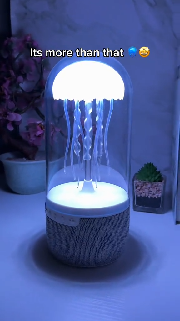Portable Jellyfish Bluetooth Speaker with Colorful LED Effects